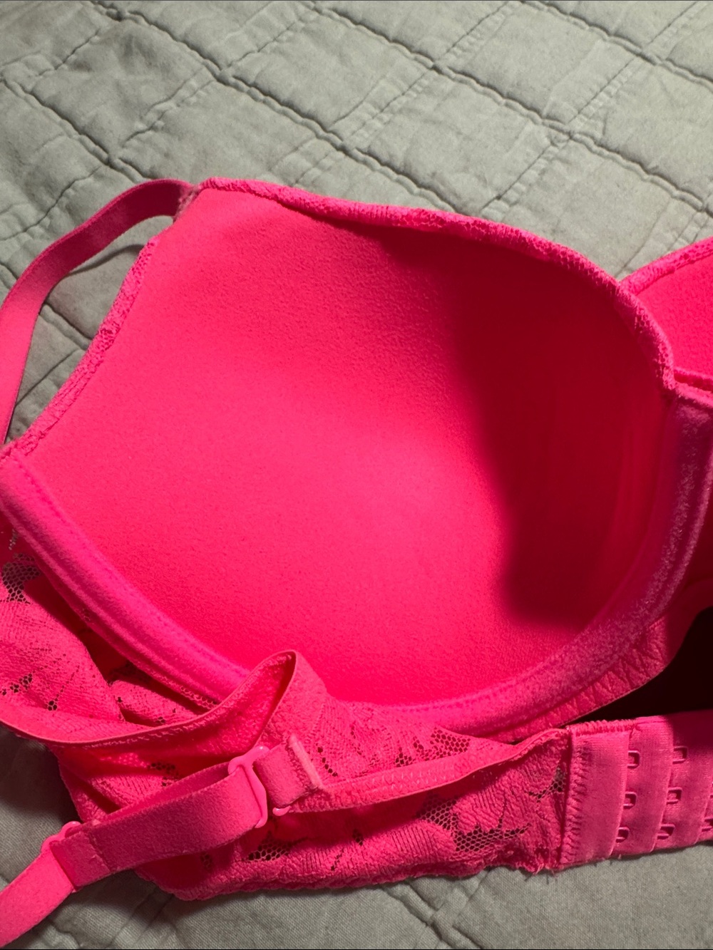 No Boundaries Hot Pink Lace Push-Up Bra - Picture 3 of 5